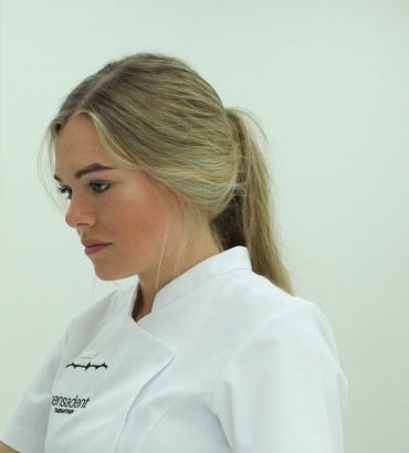 Laura Lois Dekker